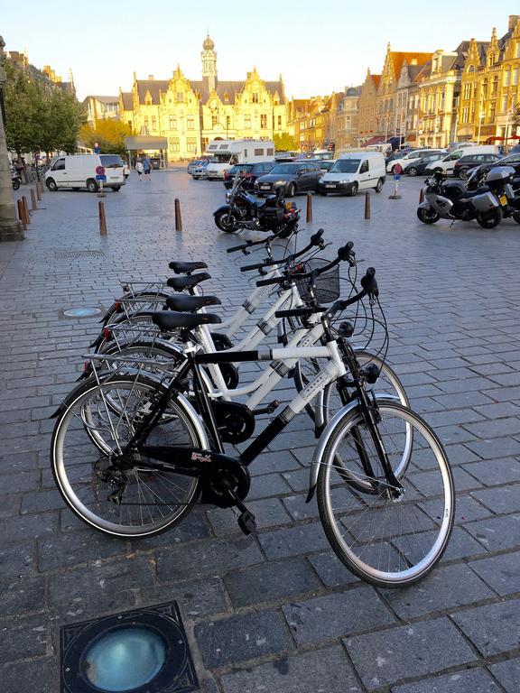 Het Kabinet Ieper Buitenkant foto